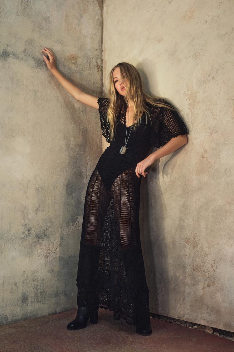 Midi Dresses